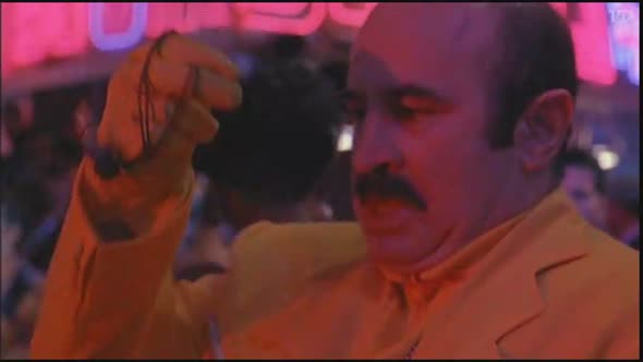 Náhled Super Mario Bros (1993)-DVD-Rip--CZ-Dabing....avi (7)