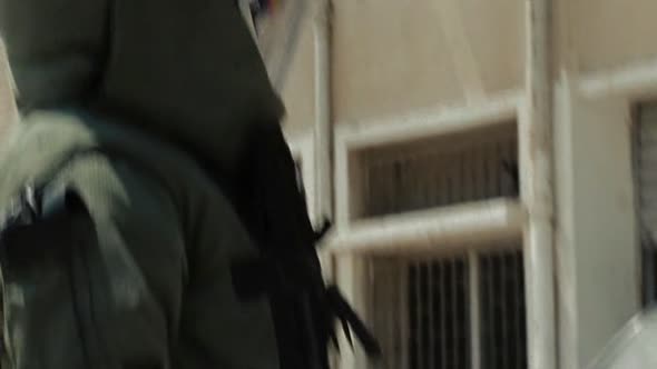 Náhled Smrt čeká všude - The Hurt Locker (2008).avi (3)