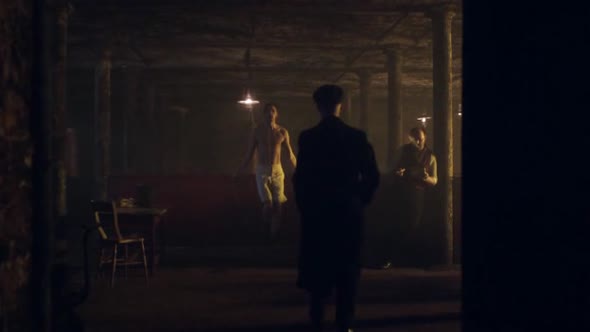 Náhled Gangy z Birminghamu S02E01 - Peaky Blinders - WEBrip CZdabing.avi (4)