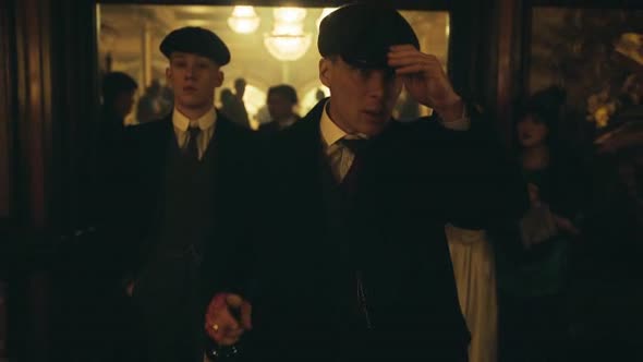 Náhled Gangy z Birminghamu S02E01 - Peaky Blinders - WEBrip CZdabing.avi (10)