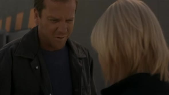 Náhled 24 Hodin - 24 S03E19 DVDrip CZDAB.avi (5)