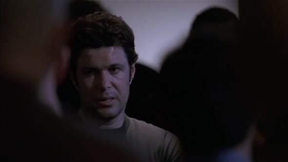 Náhled 24 Hodin - 24 S03E19 DVDrip CZDAB.avi (10)