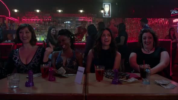 Náhled Shameless.US.S06E10.HDTV.x264-LOL.mp4 (9)
