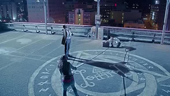 Náhled Constantine S01E01_super,fantasy,horor,2014_CZtit.avi (10)