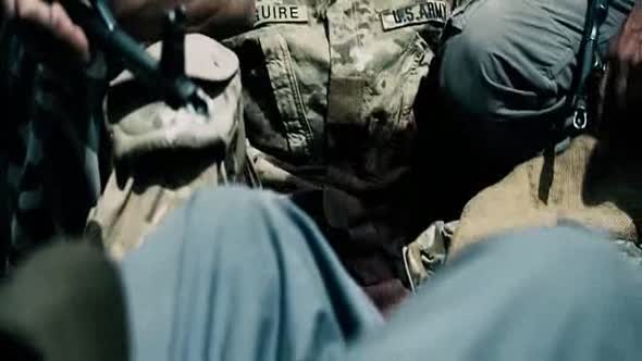 Náhled Monsters Dark Continent 2014 CZ tit.u obraze.avi (6)