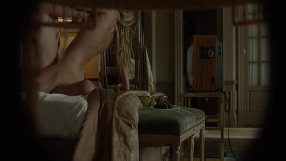 Náhled By.the.Sea.2015.BRRip.Xvid.AC3.CZ.avi (6)