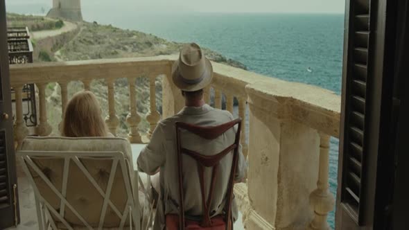Náhled By.the.Sea.2015.BRRip.Xvid.AC3.CZ.avi (7)
