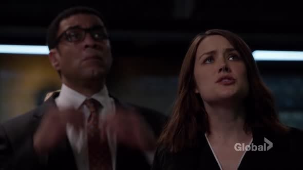 Náhled The.Blacklist.S04E04.HDTV.x264-KILLERS.mkv (8)