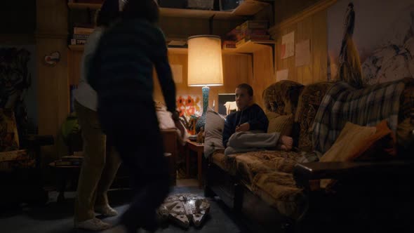 Náhled Stranger.Things.S01E03.mkv (2)