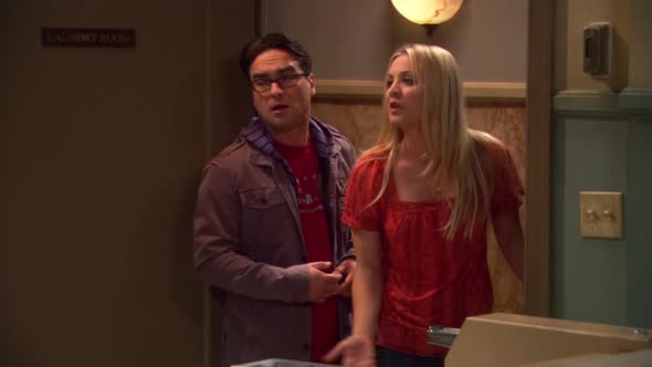 Náhled Teorie velkeho tresku S04E23 Zasnubni reakce.avi (5)