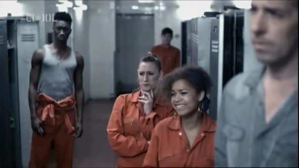 Náhled Zmetci-(Misfits)-s02e01-CZ.avi (3)