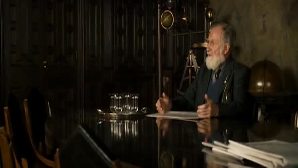 Náhled Zlatý Kompas CZ.avi (2)