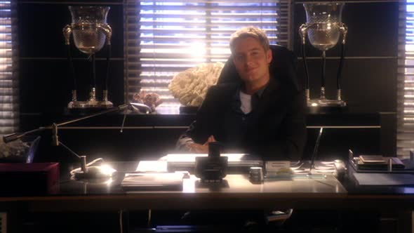 Náhled Smallville 08x05 DVDRIP CZ.avi (2)