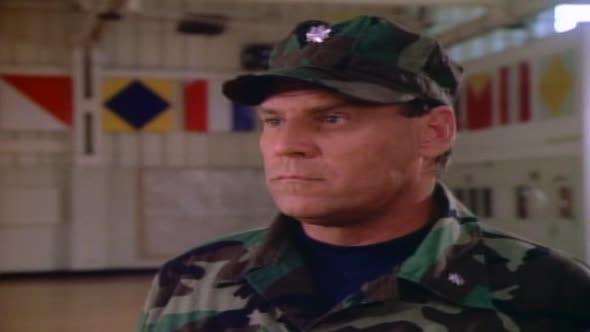 Náhled MacGyver.S04E18.DVDRip.XviD.CZ.avi (5)