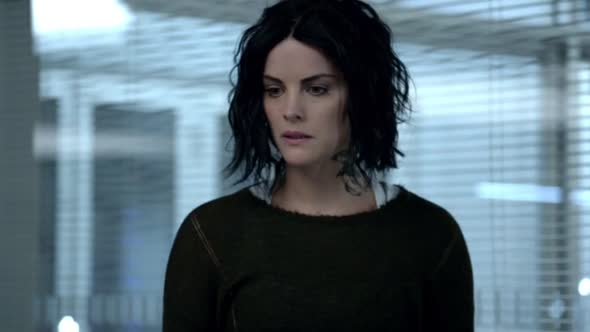 Náhled Blindspot.S02E04.HDTV.x264-LOL.mkv (10)