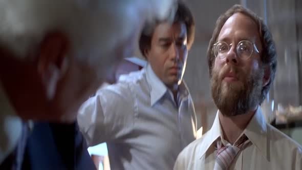 Náhled Blizka-setkani-tretiho-druhu-Close-Encounters-of-the-Third-Kind-480p-DVDrip-AC3-51-Cz-dab-1977.mkv (4)