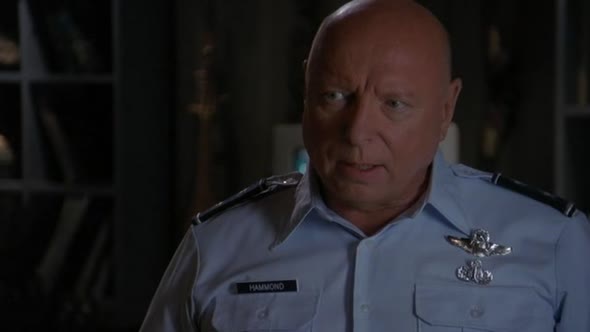 Náhled Hvezdna brana (Stargate-SG1) CZ 07x18 - Hrdinové 2 (Heroes - Part 2).avi (8)