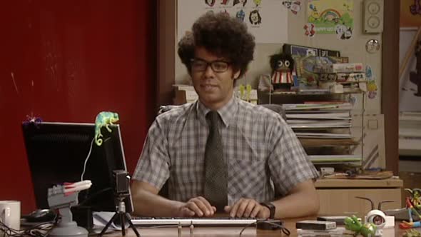 Náhled Ajťáci (The IT Crowd) S03E01 Z pekla.avi (5)