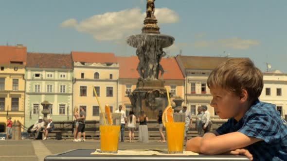 Náhled POJEDEME K MOŘI 2014 CZ komedie.avi (5)