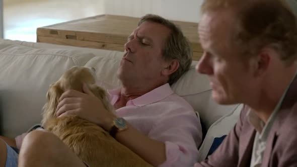 Náhled the.night.manager.s01e03.hdtv.x264-Nicole.mp4 (1)