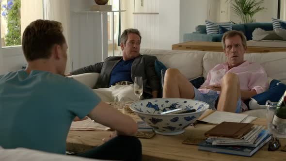 Náhled the.night.manager.s01e03.hdtv.x264-Nicole.mp4 (2)