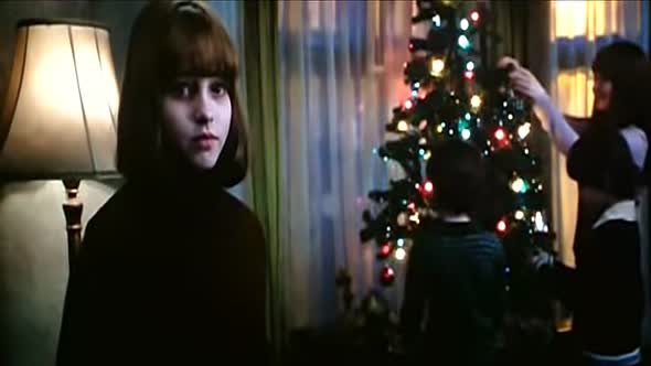 Náhled The-Conjuring-2-v-zajeti-demonu-2-cz-tit-2016_arc.avi (9)