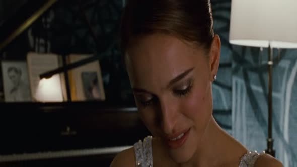 Náhled Cerna.labut.(2010).BRRip.CZ.avi (4)